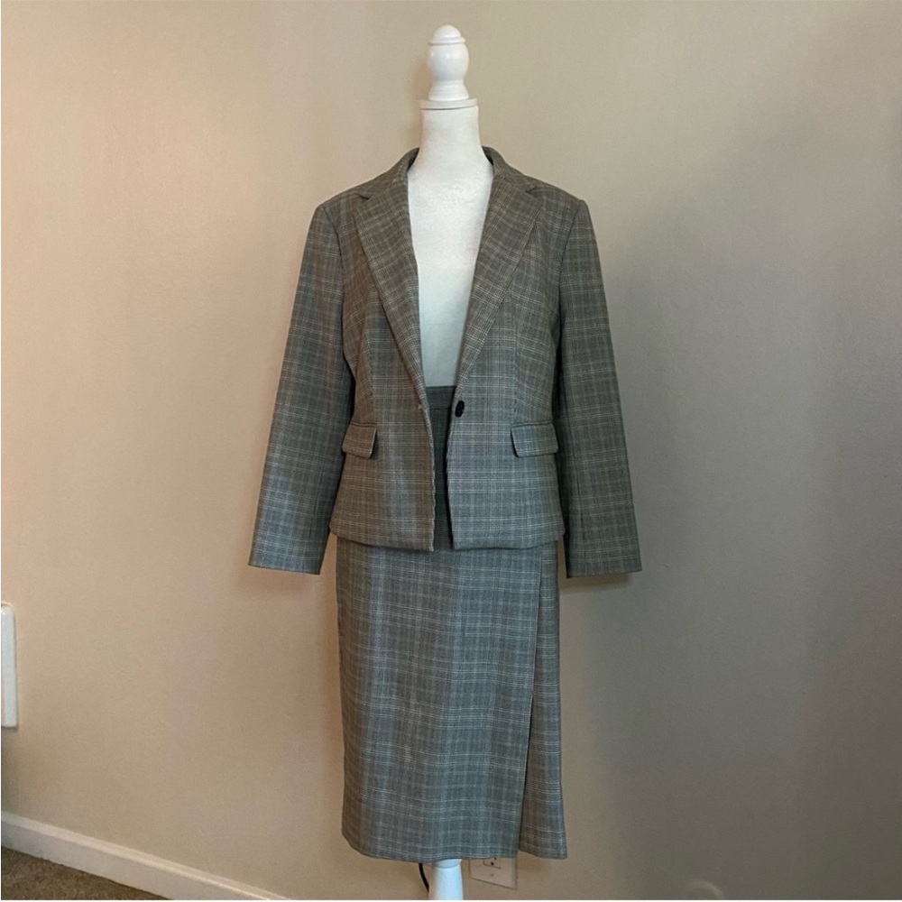 🆕 NWT! Ann Taylor 3 piece suit (dress, skirt, blazer) size 8